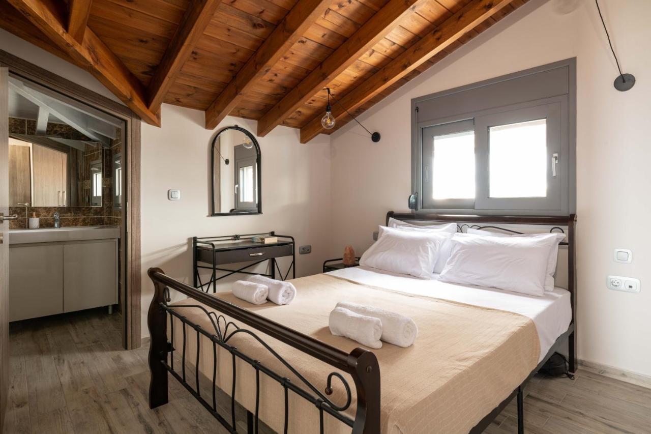 Tsatos Luxury Appartement Kremastí